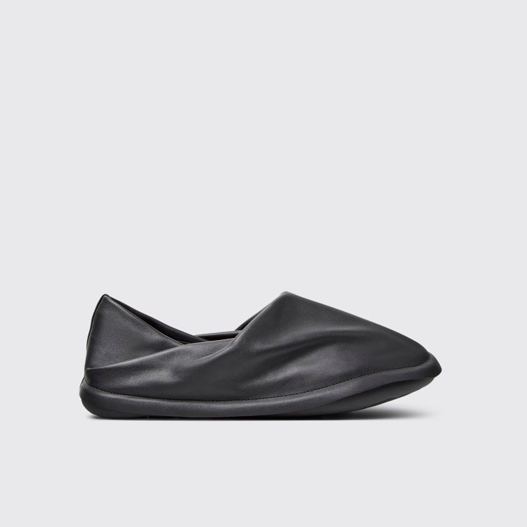 Side view of Camper x ISSEY MIYAKE - Peu Form Black Leather Moccasins for Men.