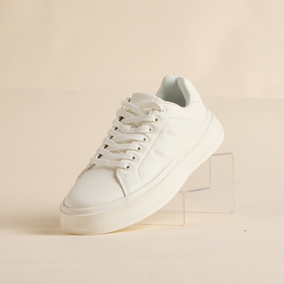 Max Plain Lace-Up Sports Shoes White for Men - image 4