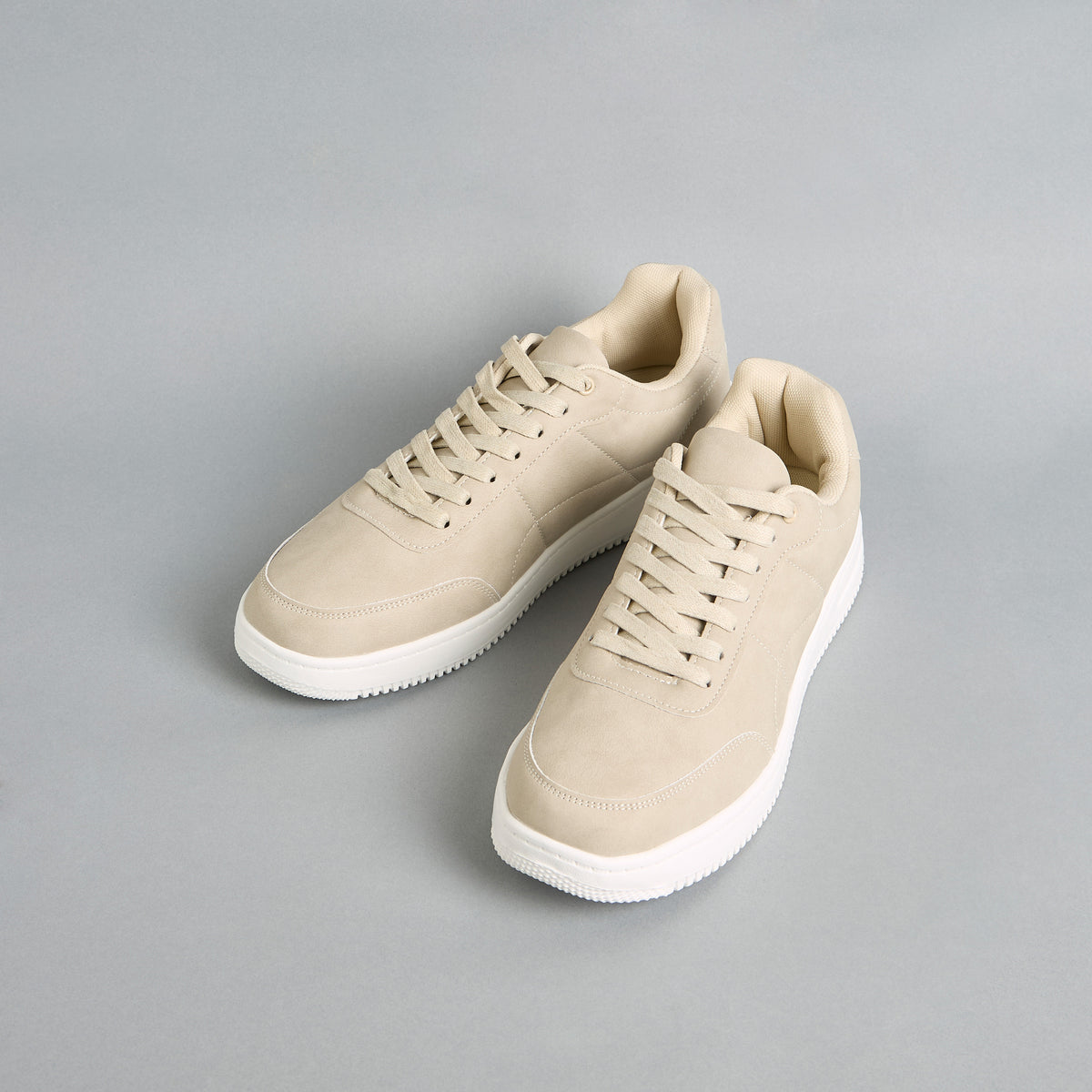 Max Stitch Detail Sneakers with Lace-Up Closure Brown for Men - image 2