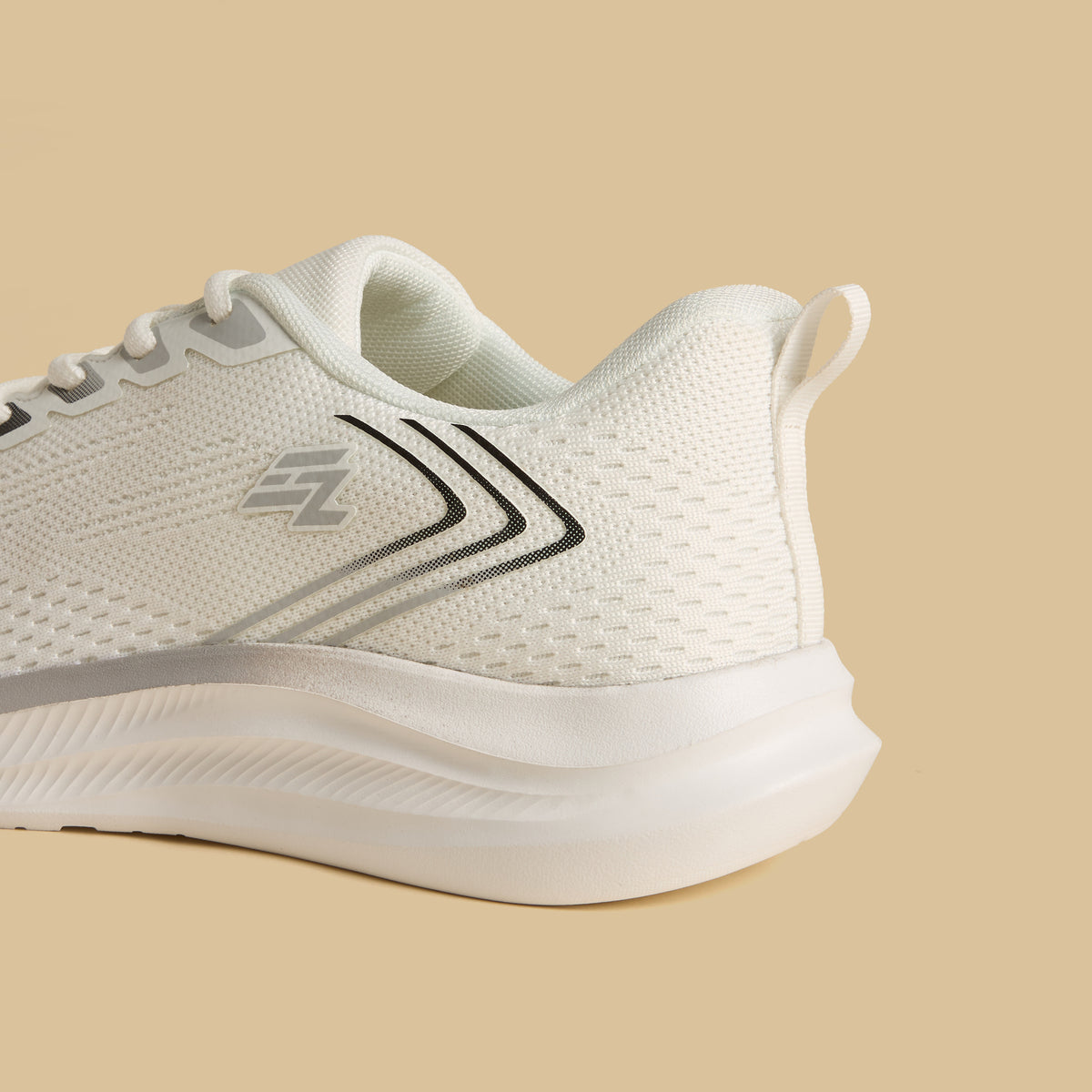 Max Textured Sports Shoes with Lace Closure White for Men - image 5