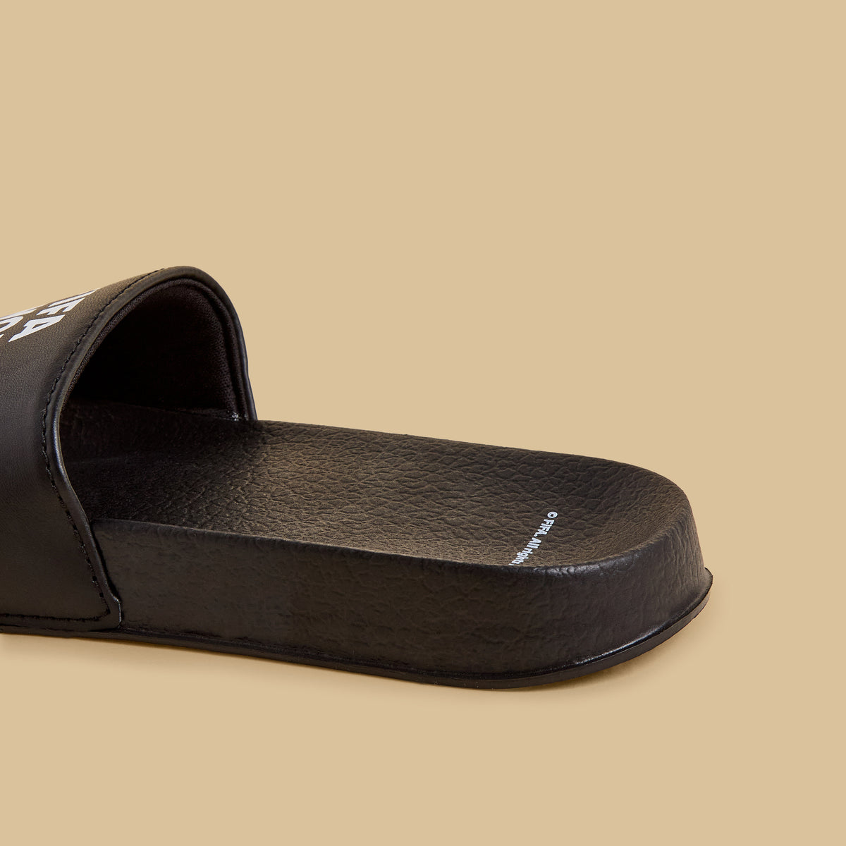 Max FIFA World Cup Print Slides Black for Men - image 5