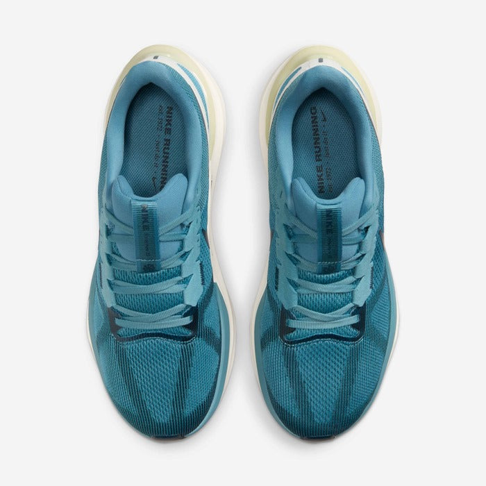 Nike Structure 25