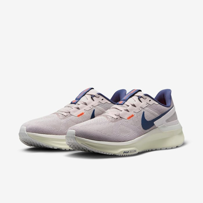 Nike Structure 25