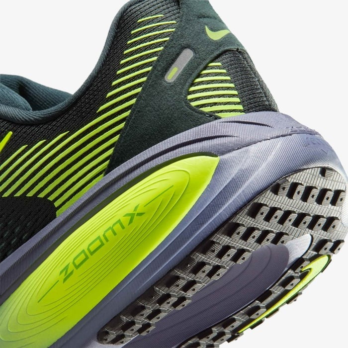 Nike Vomero 18