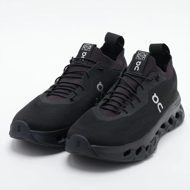 On CloudTilt Running Shoes Black