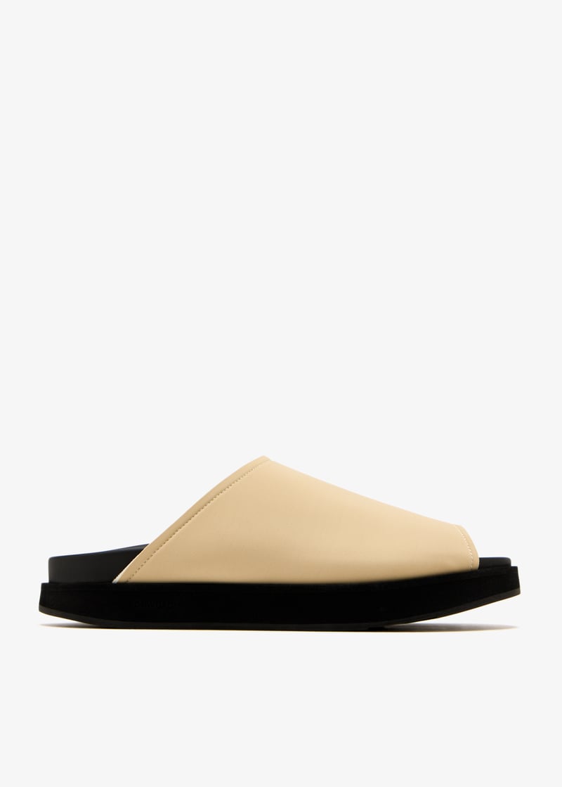 Onwuad Doa sandals Beige Fabric