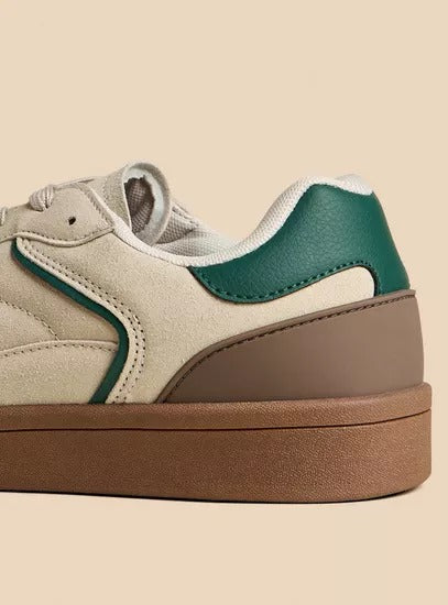 Max Panelled Lace-Up Sports Shoes