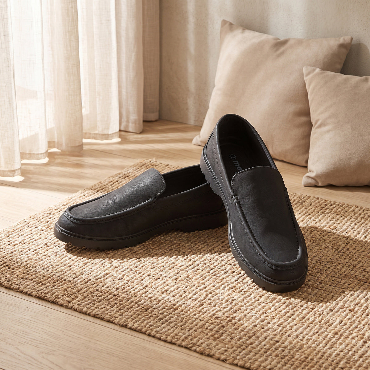 Max Textured Slip-On Loafers Black for Men - image 1
