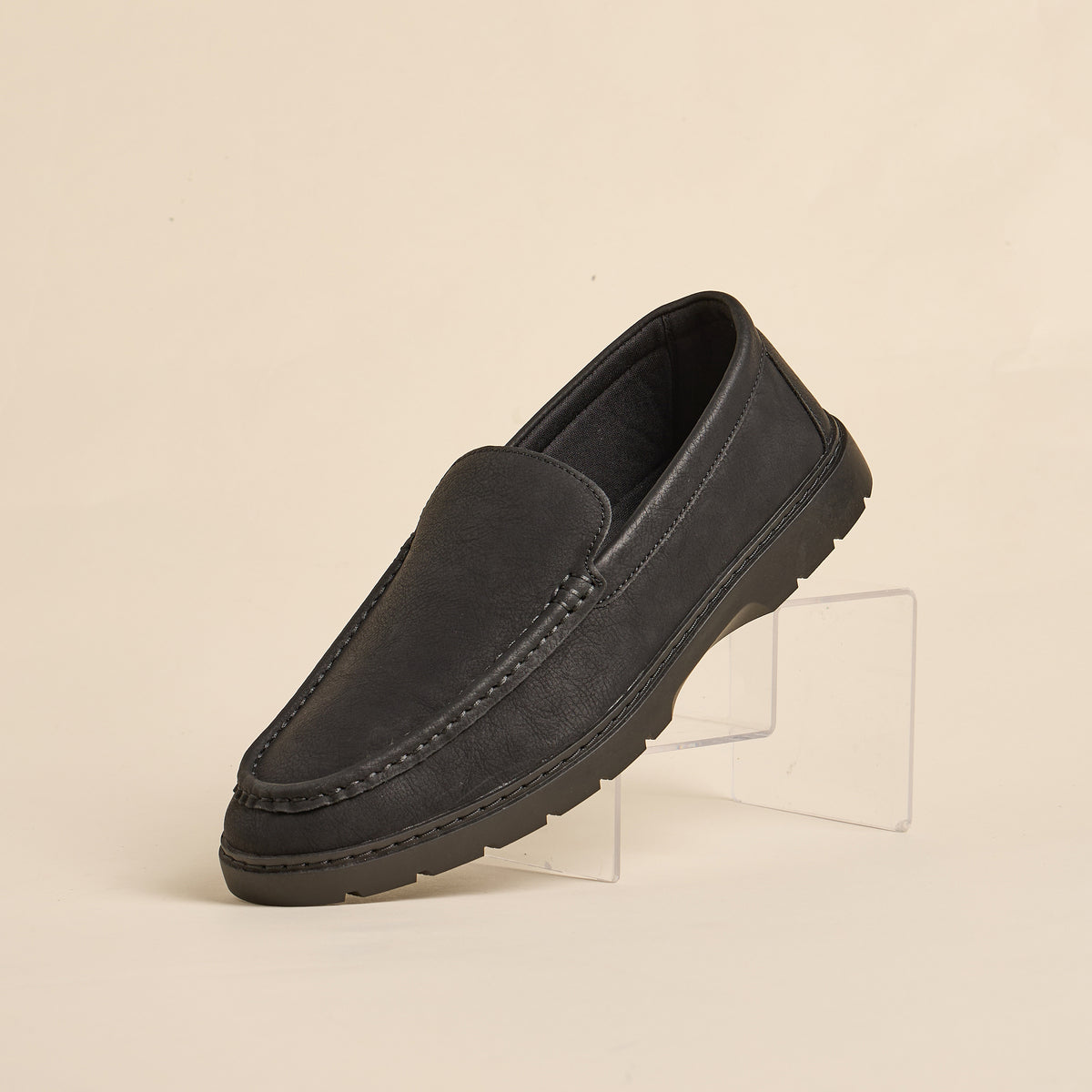 Max Textured Slip-On Loafers Black for Men - image 4