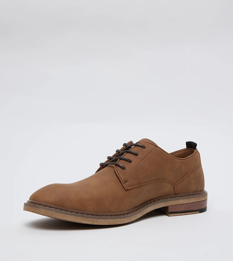 STEVE MADDEN Earnest Textured Shoe - Brown