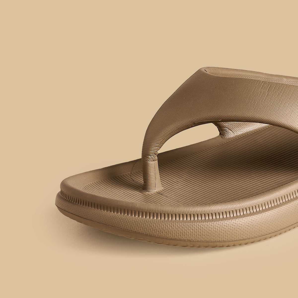Max Textured Thong Volume Slides Cream for Men - image 4