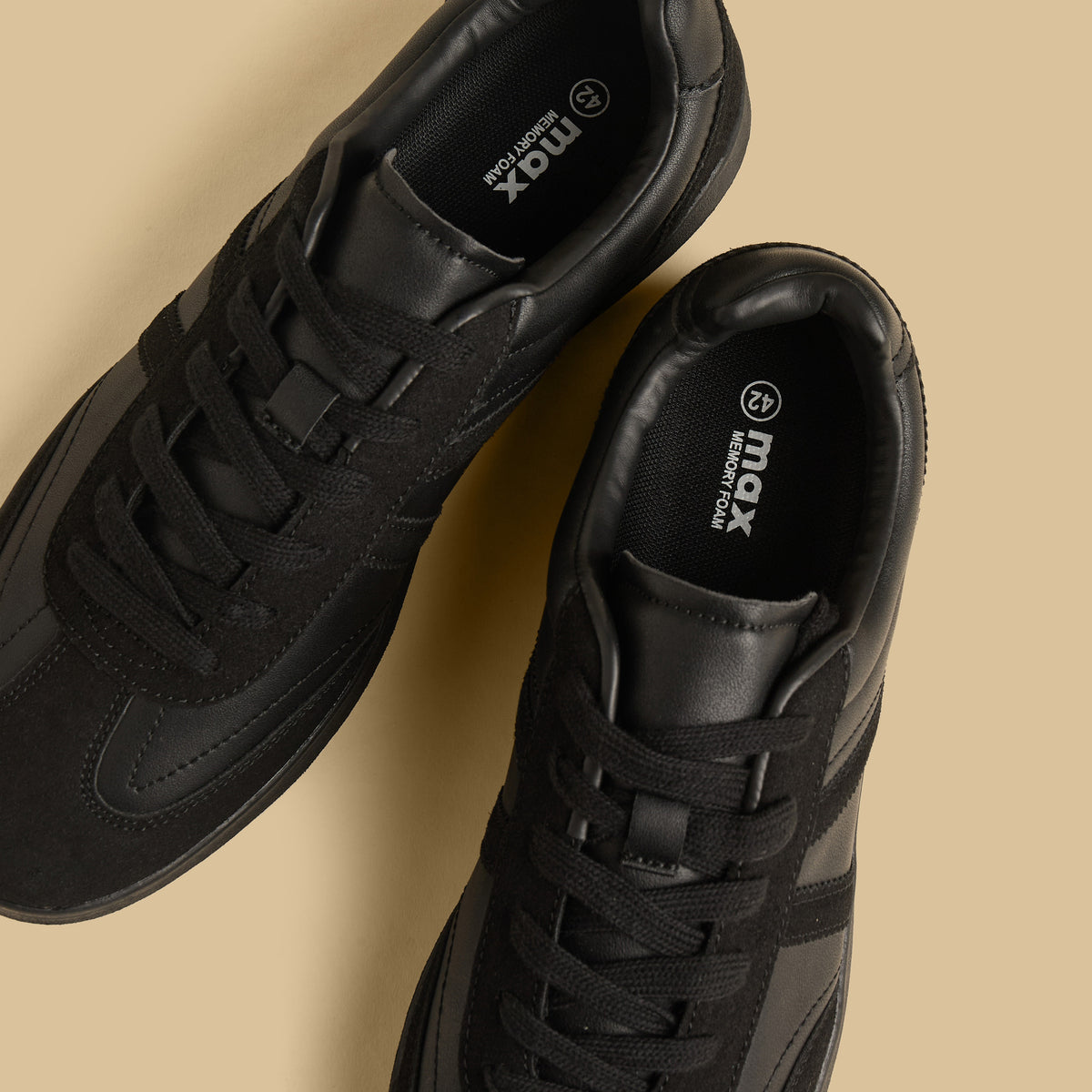 Max Suede Lace-Up Sports Shoes Black for Men - image 3