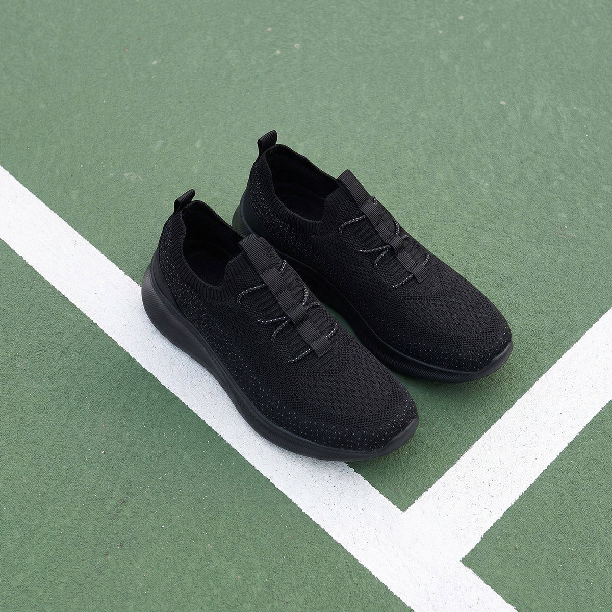Max Textured Flyknit Slip-On Sports Shoes Black for Men - image 1