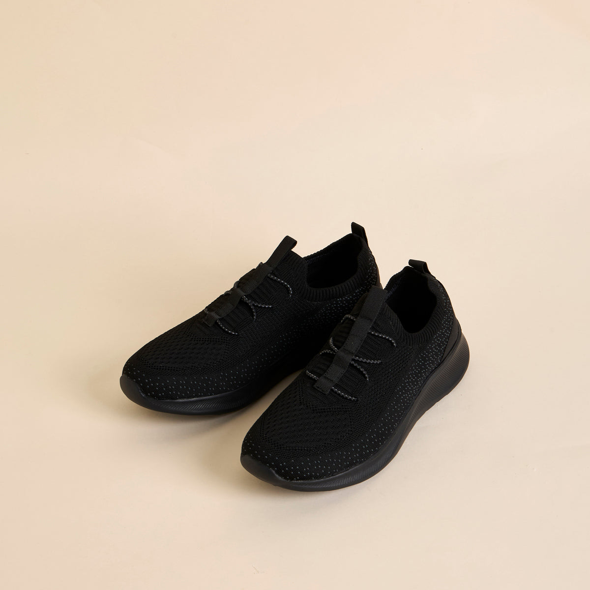 Max Textured Flyknit Slip-On Sports Shoes Black for Men - image 3