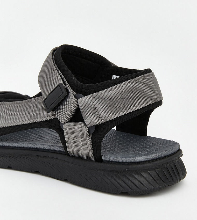 backstrap sandals men in pakistan