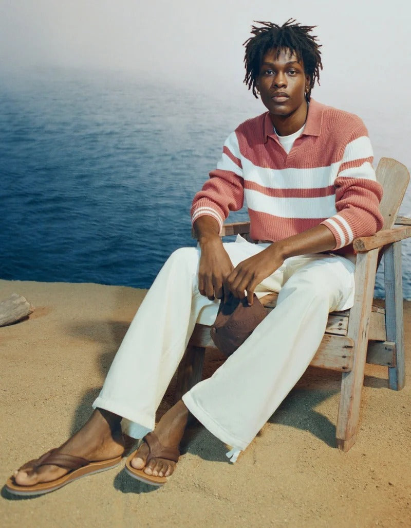 American Eagle AE Leather Flip-Flops Brown