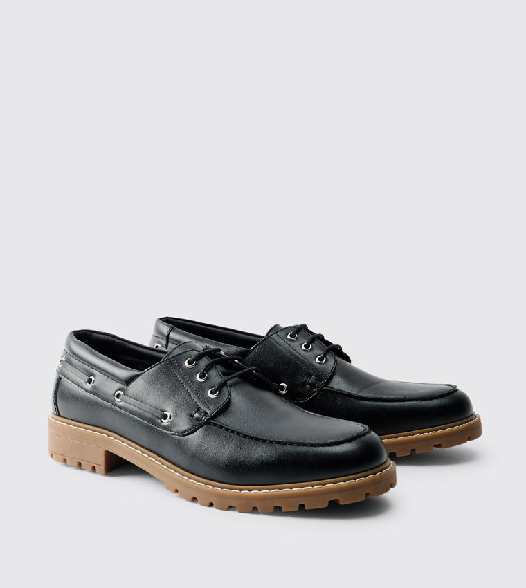 BoohooMAN Men's Solid PU Boat Shoes Low Top Black