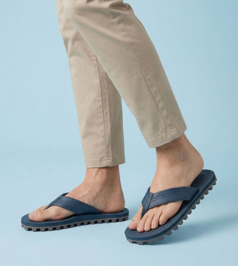 Hideaway Textured Flip-Flops