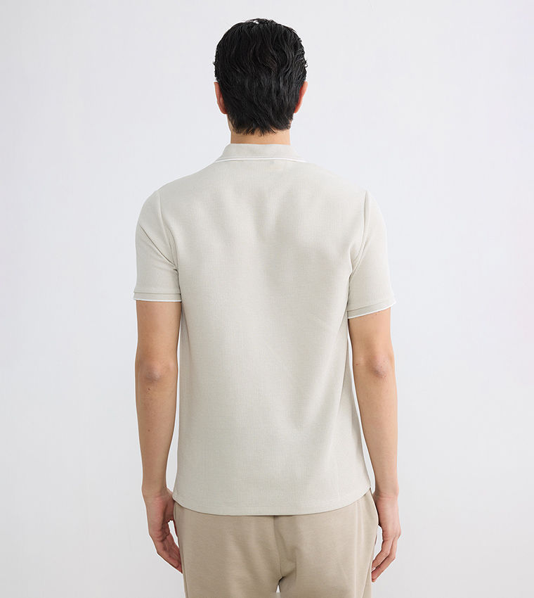 Textured Short Sleeves Polo T-Shirt