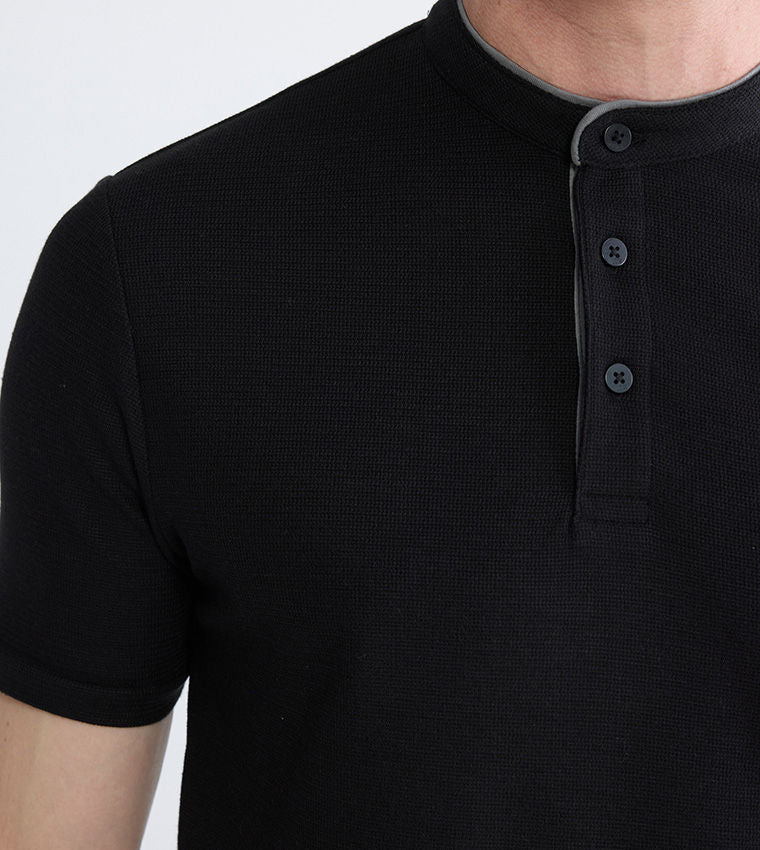 LC Waikiki Solid Mandarin Collar Short Sleeves T-Shirt Black