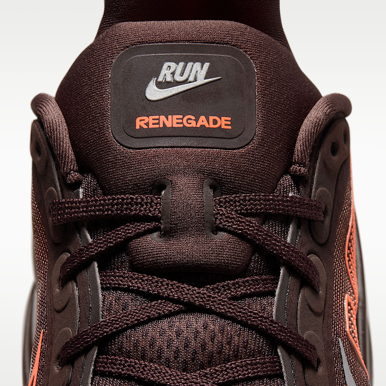 Nike Vomero Premium x Renegade Men's Road Running Shoes IQ7314-200