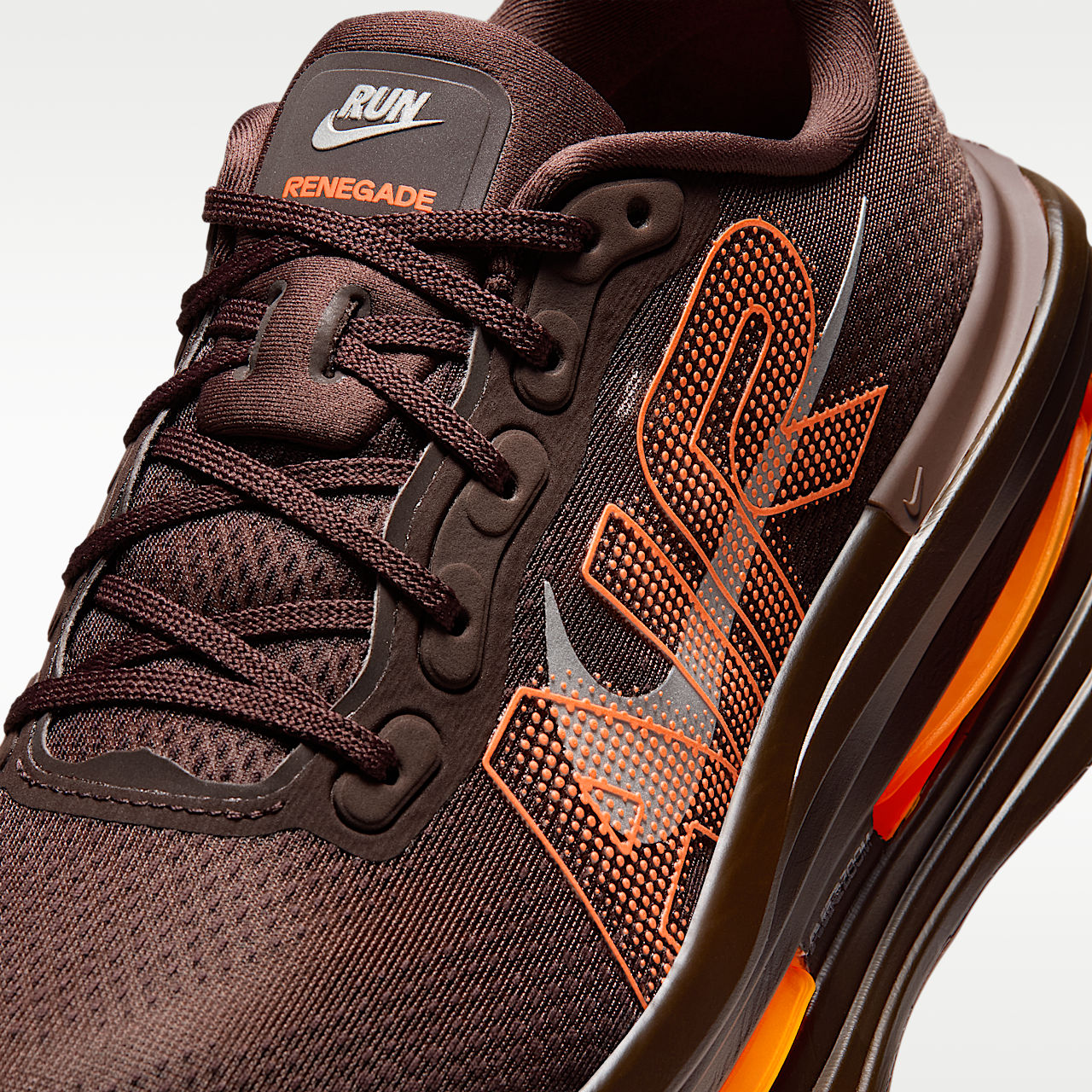 Nike Vomero Premium x Renegade Men's Road Running Shoes IQ7314-200