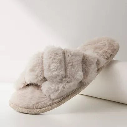 Max Plush Textured Bedroom Slides