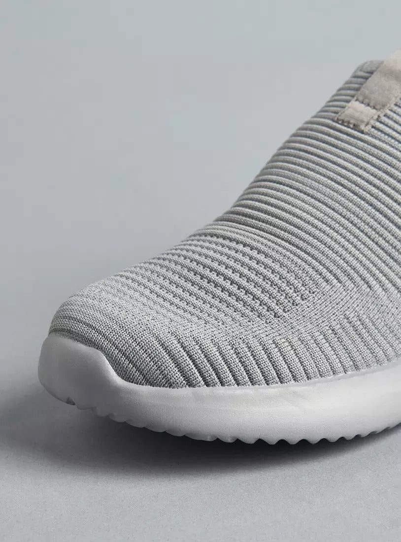 Max Textured Slip-On Sports Shoes with Pull-Tabs