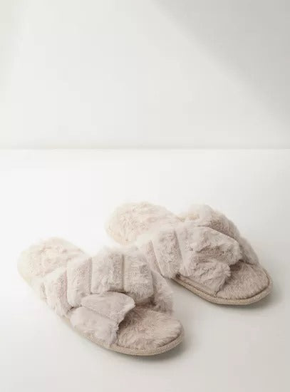 Max Plush Textured Bedroom Slides
