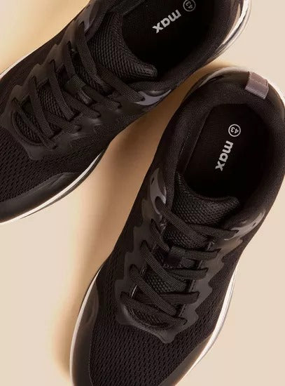 Max Textured Lace-Up Sports Shoes