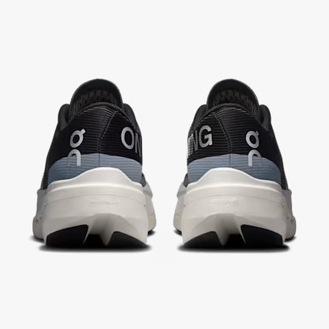 On Cloud Cloudboom Volt White | Black