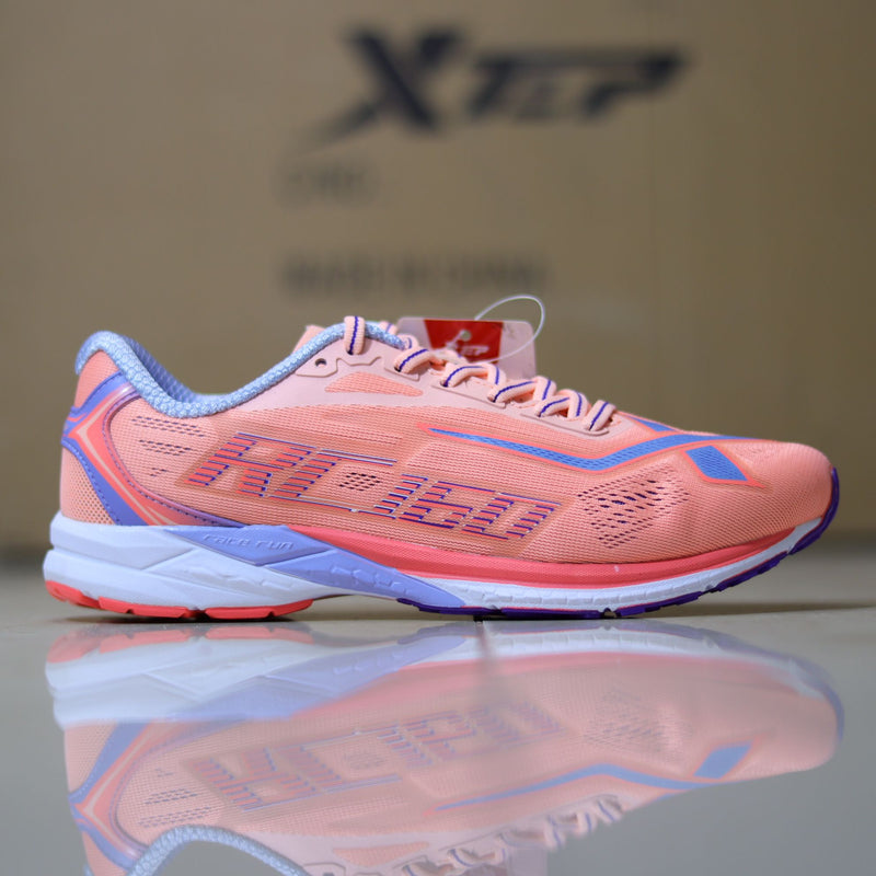 Women's Running Shoe by Xtep - X33