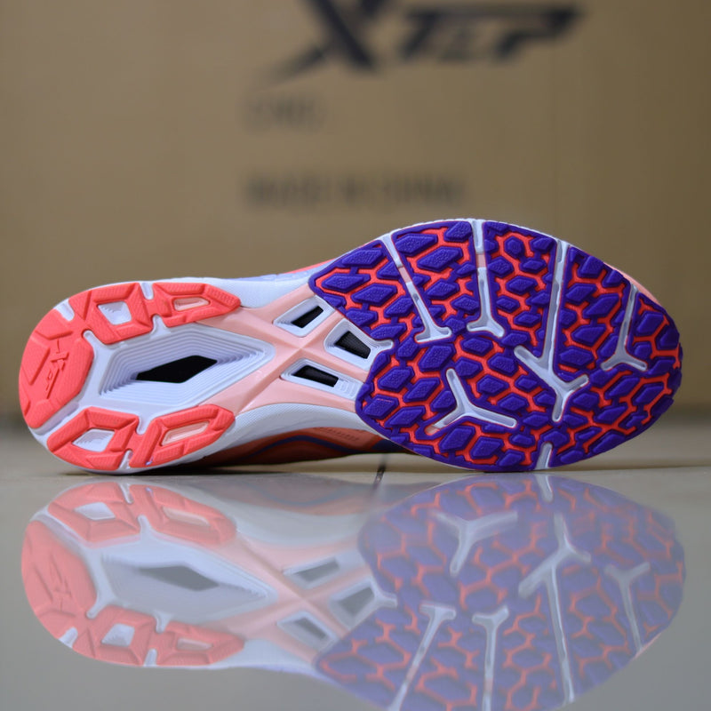 Women's Running Shoe by Xtep - X33